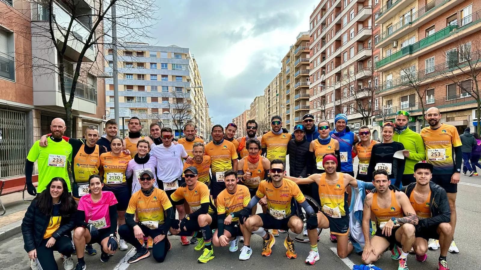 Integrantes de la Escuela Triatlón Salmantina